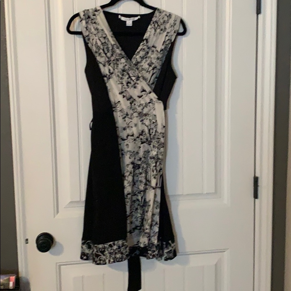 Diane VonFurstenberg printed classic wrap dress